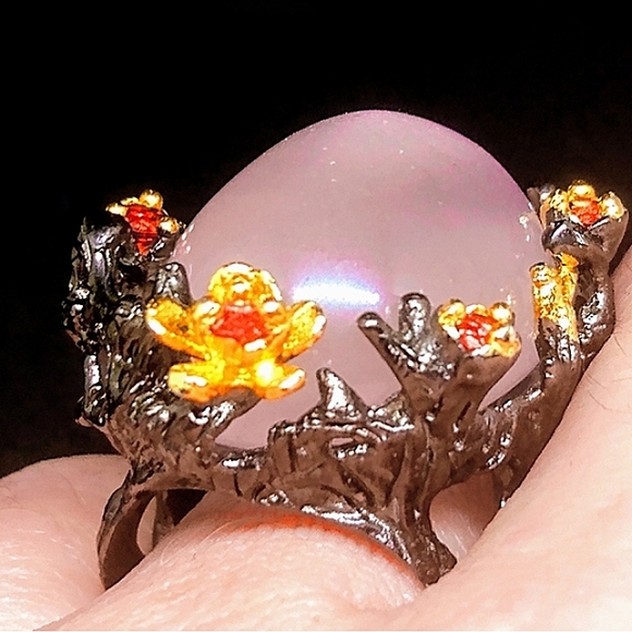Palm Beach Gem and Mineral Show Jewelry - Blush Rose Quartz 30 carats  Sterling Silver Ring